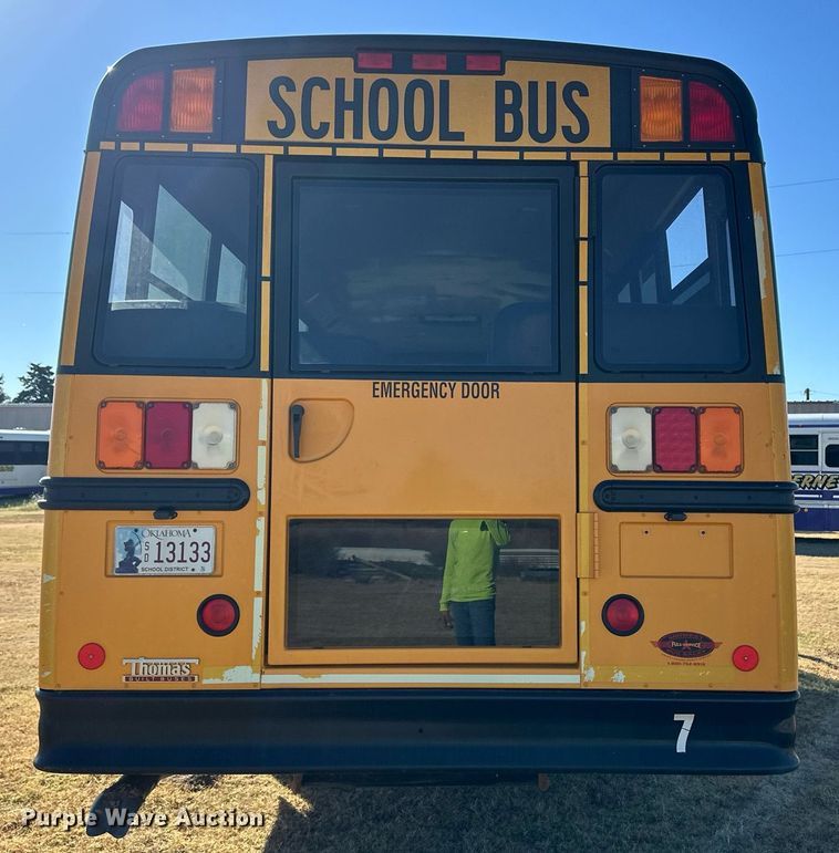 image for item ER8116 2013 Freightliner B2B school bus