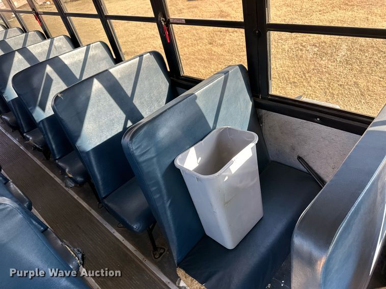 image for item ER8116 2013 Freightliner B2B school bus