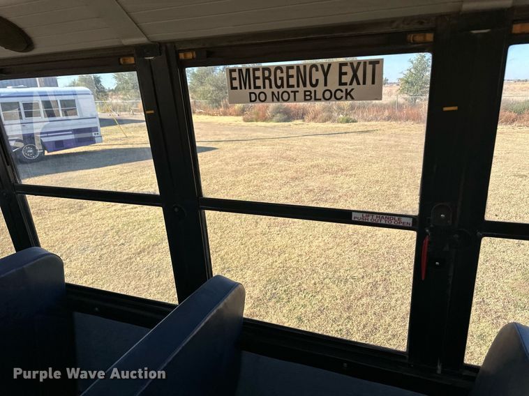 image for item ER8116 2013 Freightliner B2B school bus