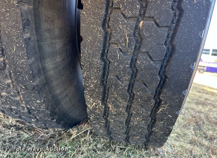 image for item ER8116 2013 Freightliner B2B school bus