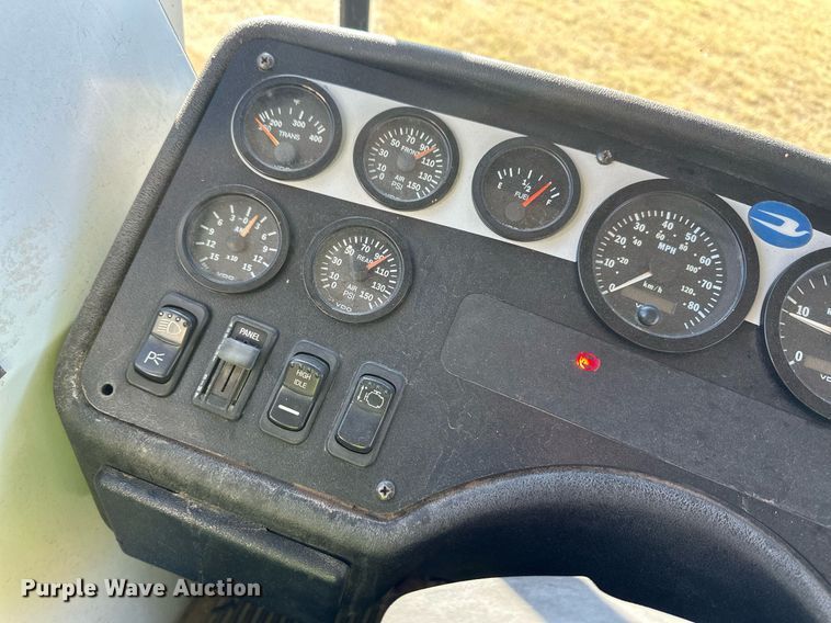 image for item ER8117 2001 Blue Bird 44PS All American coach bus