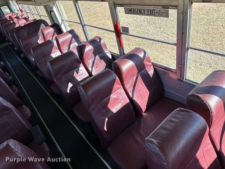 image for item ER8117 2001 Blue Bird 44PS All American coach bus