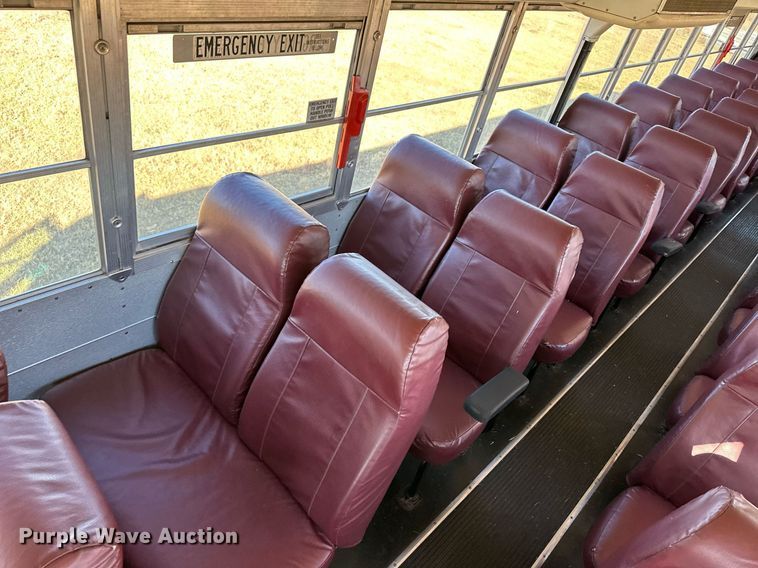 image for item ER8117 2001 Blue Bird 44PS All American coach bus