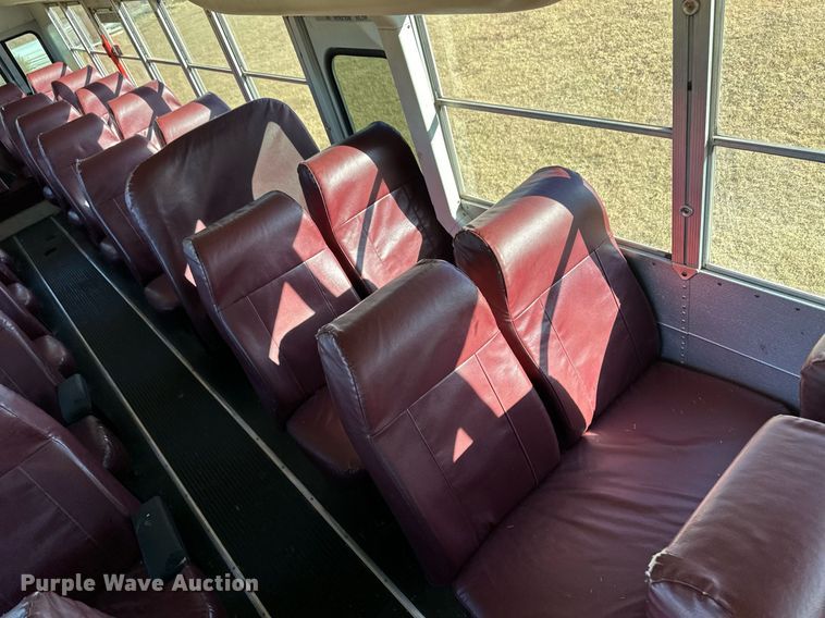 image for item ER8117 2001 Blue Bird 44PS All American coach bus