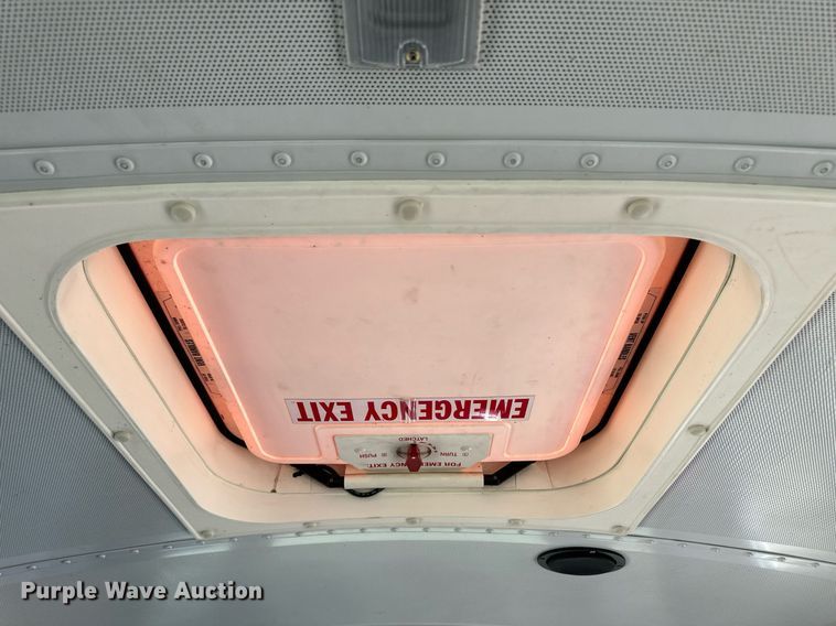 image for item ER8117 2001 Blue Bird 44PS All American coach bus