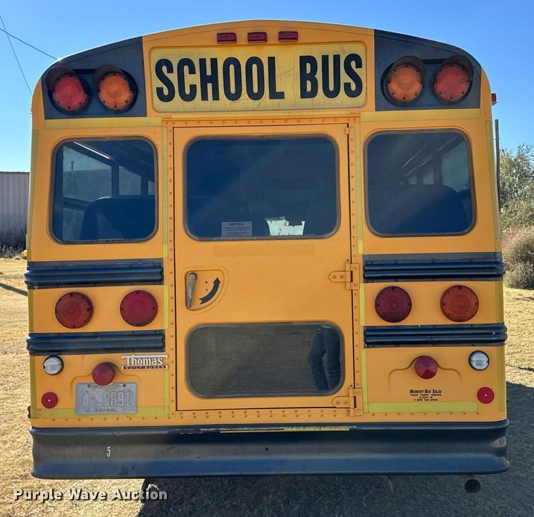 image for item ER8119 2006 GMC Savana G3500 school bus