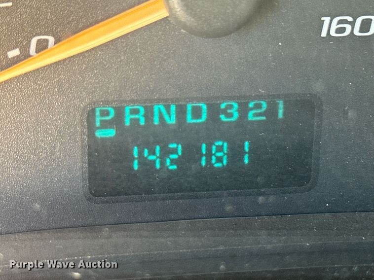 image for item ER8119 2006 GMC Savana G3500 school bus