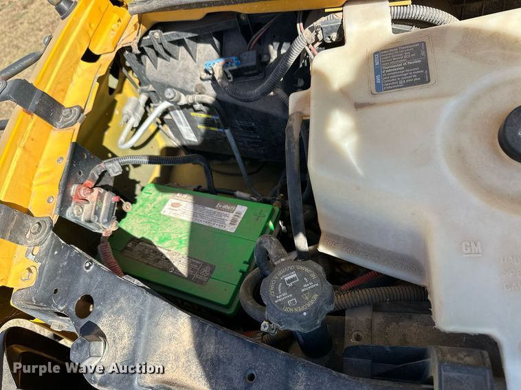 image for item ER8119 2006 GMC Savana G3500 school bus