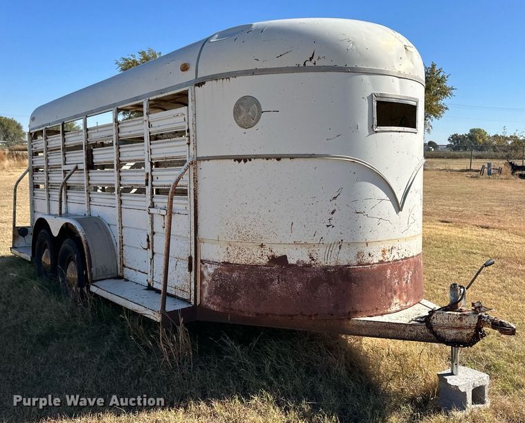 image for item ER8120 WW livestock trailer