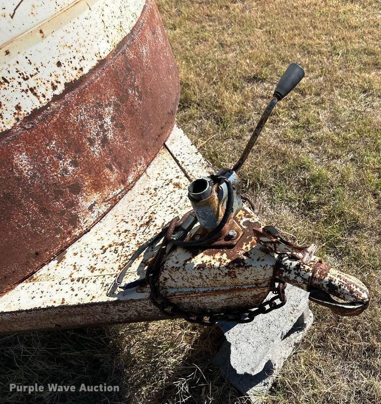 image for item ER8120 WW livestock trailer
