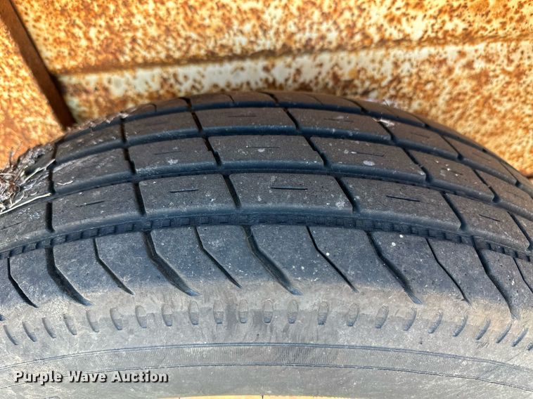 image for item ER8120 WW livestock trailer