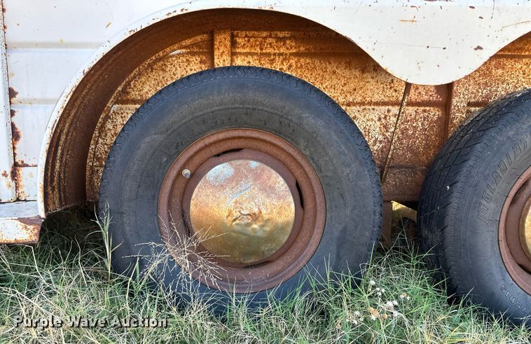 image for item ER8120 WW livestock trailer