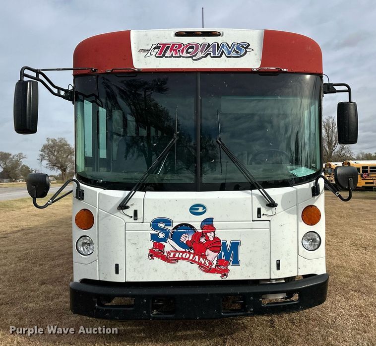 image for item ER8127 2013 Blue Bird All American  coach bus
