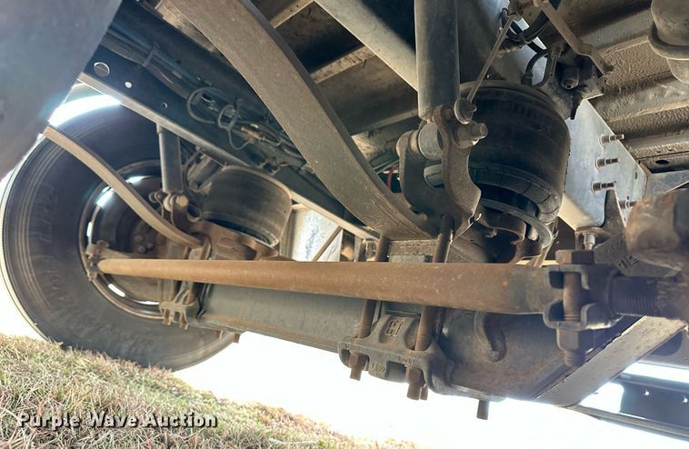 image for item ER8127 2013 Blue Bird All American  coach bus