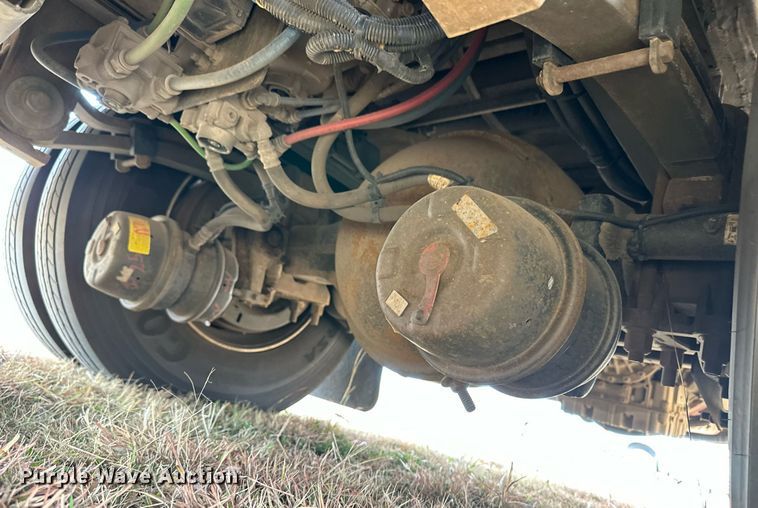 image for item ER8127 2013 Blue Bird All American  coach bus