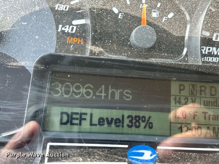 image for item ER8127 2013 Blue Bird All American  coach bus