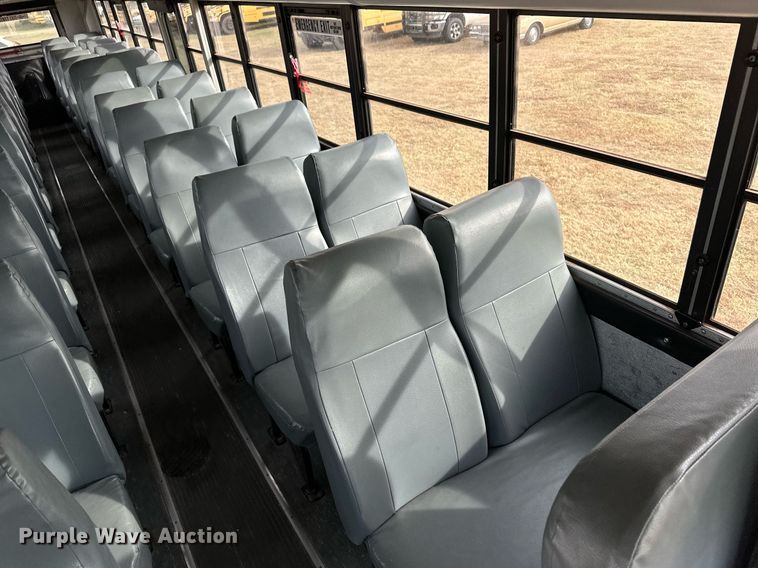 image for item ER8127 2013 Blue Bird All American  coach bus