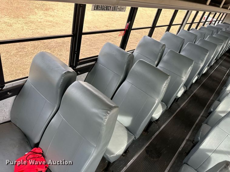 image for item ER8127 2013 Blue Bird All American  coach bus