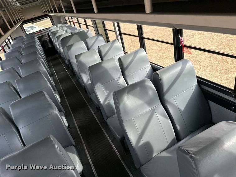 image for item ER8127 2013 Blue Bird All American  coach bus