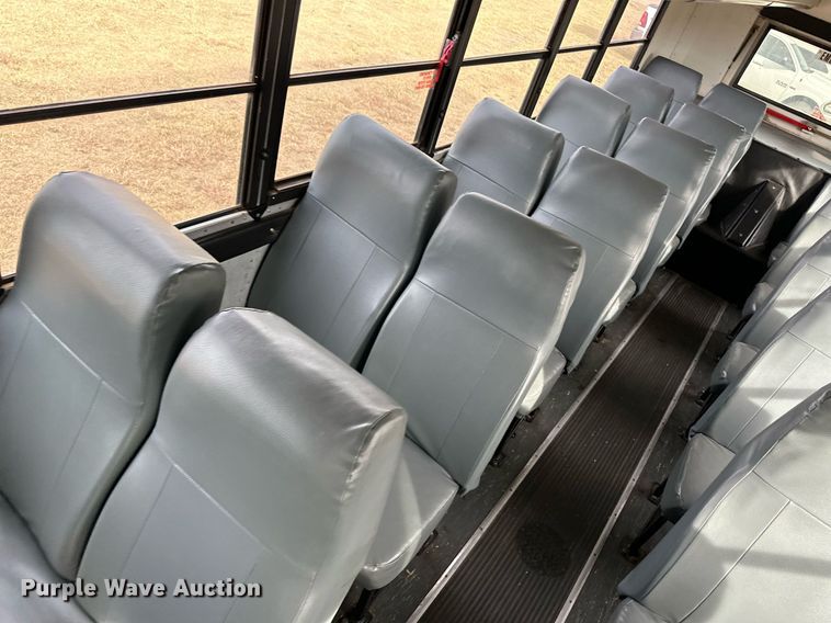 image for item ER8127 2013 Blue Bird All American  coach bus