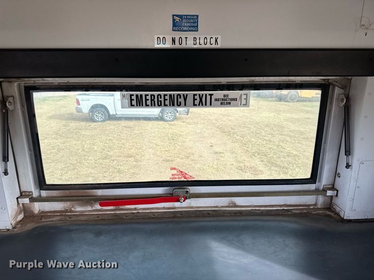 image for item ER8127 2013 Blue Bird All American  coach bus