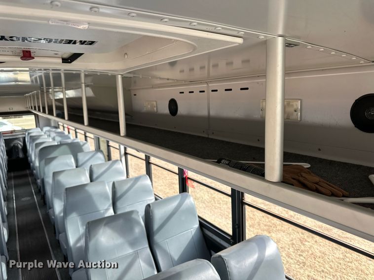 image for item ER8127 2013 Blue Bird All American  coach bus