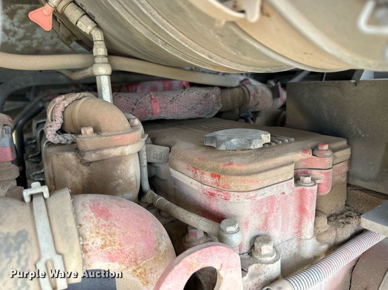 image for item ER8127 2013 Blue Bird All American  coach bus