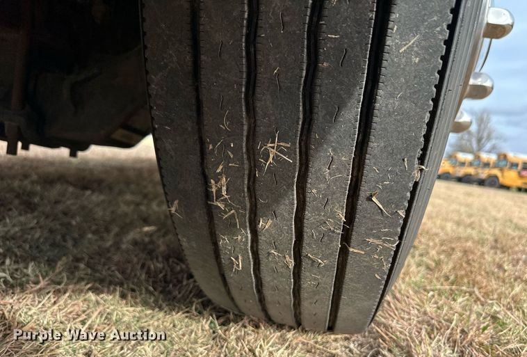 image for item ER8127 2013 Blue Bird All American  coach bus