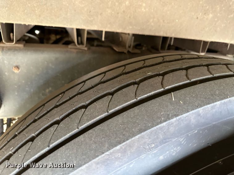 image for item ER8127 2013 Blue Bird All American  coach bus