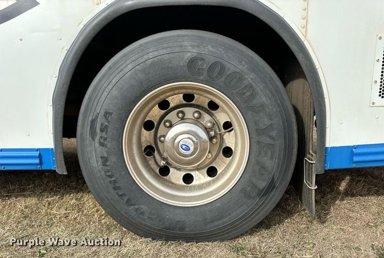 image for item ER8127 2013 Blue Bird All American  coach bus