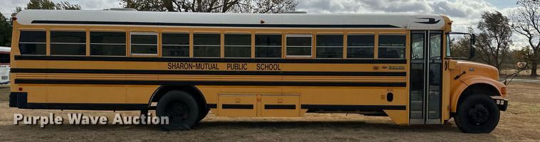 image for item ER8128 2001 International 3800 school bus