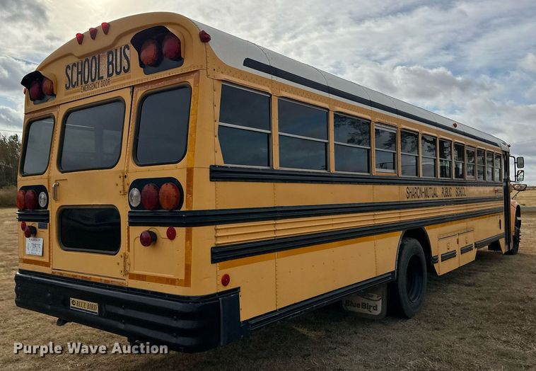 image for item ER8128 2001 International 3800 school bus