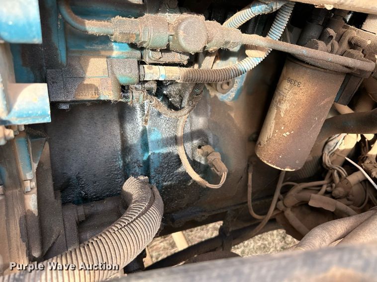 image for item ER8128 2001 International 3800 school bus