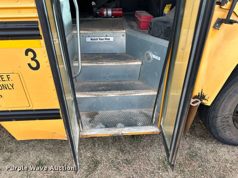 image for item ER8129 2012 Blue Bird Vision school bus