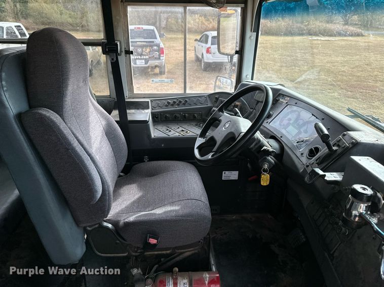 image for item ER8129 2012 Blue Bird Vision school bus