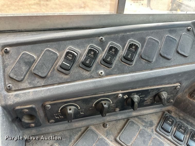 image for item ER8129 2012 Blue Bird Vision school bus