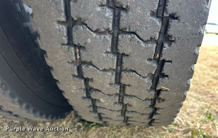 image for item ER8129 2012 Blue Bird Vision school bus