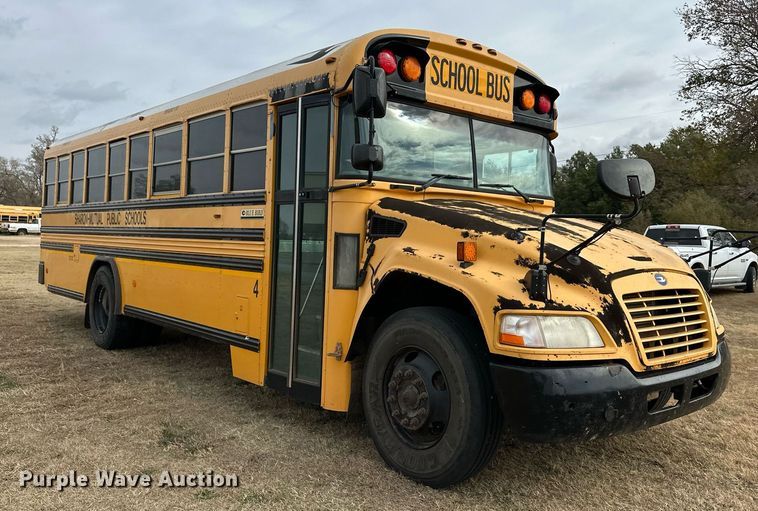 image for item ER8130 2012 Blue Bird Vision school bus