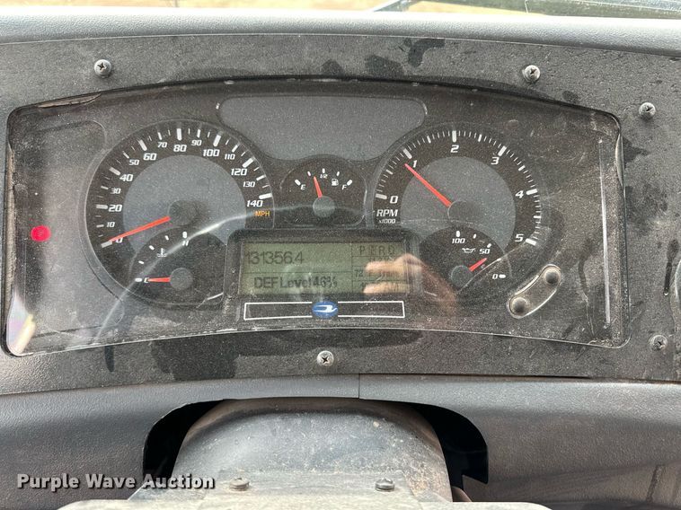 image for item ER8130 2012 Blue Bird Vision school bus