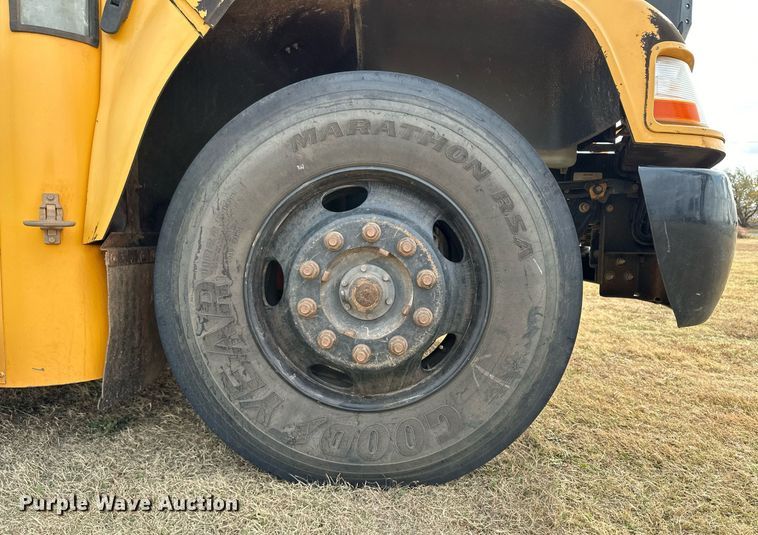 image for item ER8130 2012 Blue Bird Vision school bus