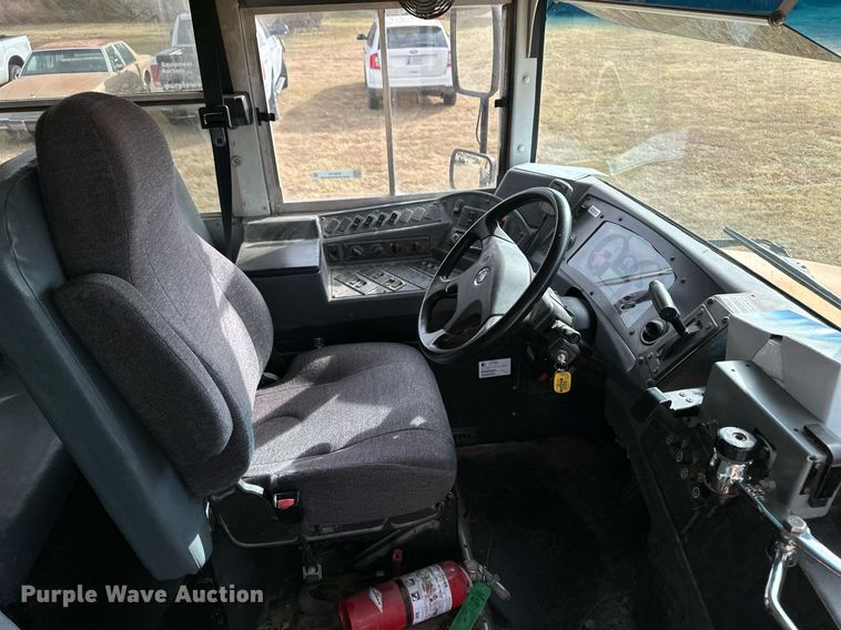 image for item ER8131 2012 Blue Bird Vision  school bus