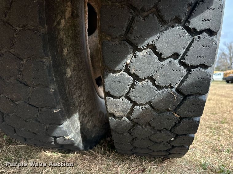 image for item ER8131 2012 Blue Bird Vision  school bus