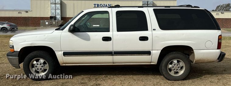 image for item ER8132 2001 Chevrolet Suburban C1500 SUV