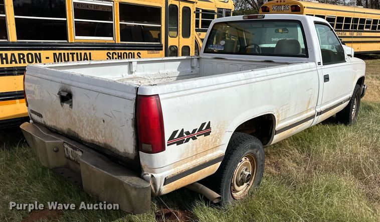 image for item ER8133 1997 GMC Sierra 1500 pickup truck