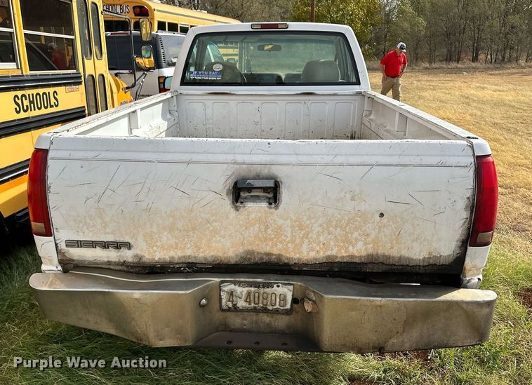 image for item ER8133 1997 GMC Sierra 1500 pickup truck