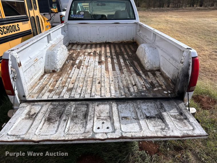 image for item ER8133 1997 GMC Sierra 1500 pickup truck