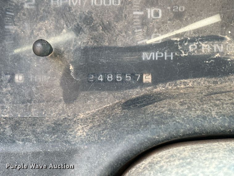 image for item ER8133 1997 GMC Sierra 1500 pickup truck