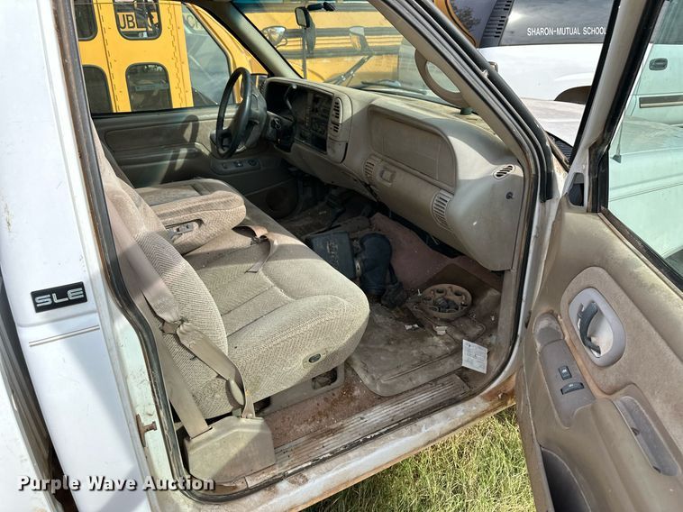 image for item ER8133 1997 GMC Sierra 1500 pickup truck