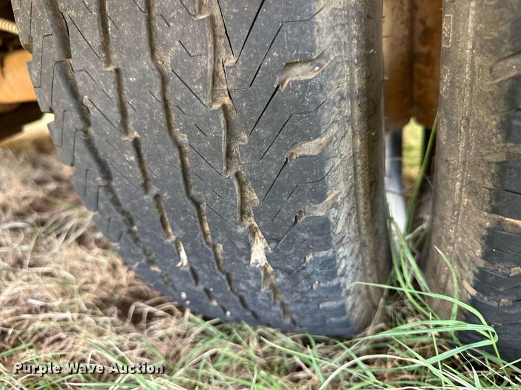 image for item ER8134 1994 Chevrolet G30 school bus