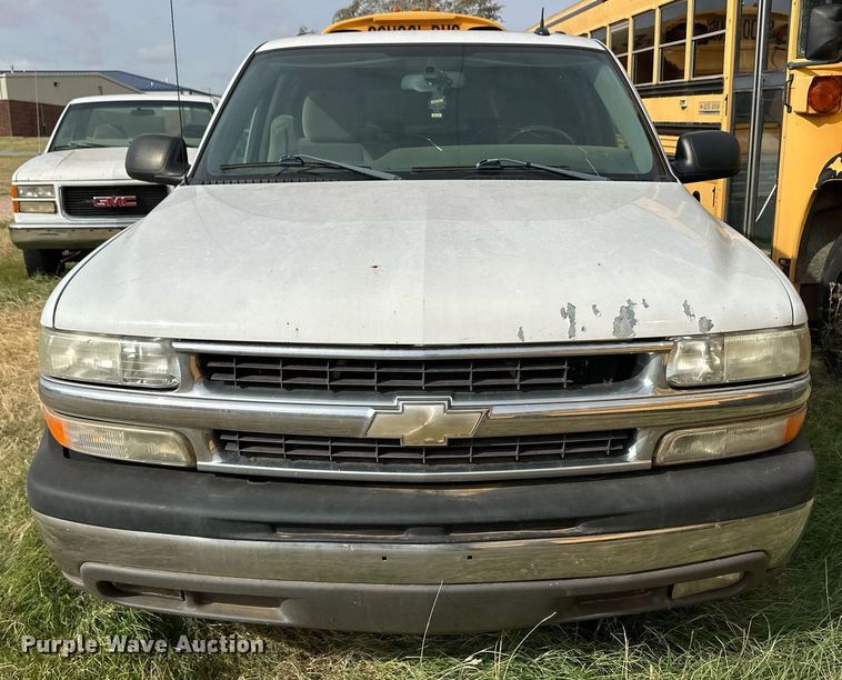image for item ER8135 2005 Chevrolet Suburban 1500 SUV